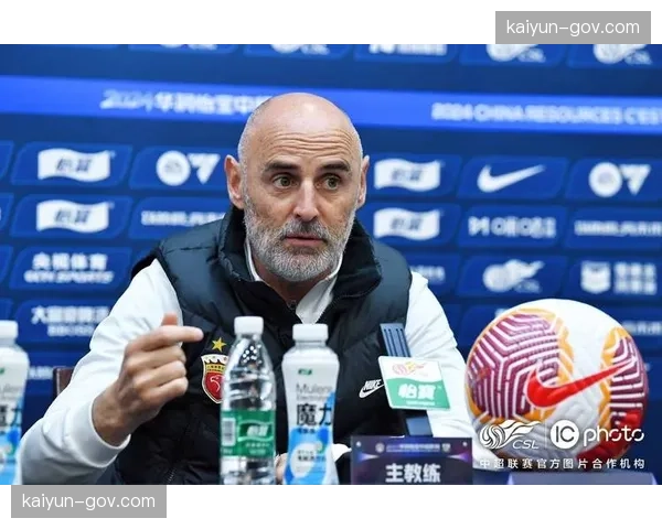 上海海港防线结构性问题暴露 穆斯卡特高位压迫体系遭遇挑战 上海海港防线结构性问题暴露 穆斯卡特高位压迫体系遭遇挑战